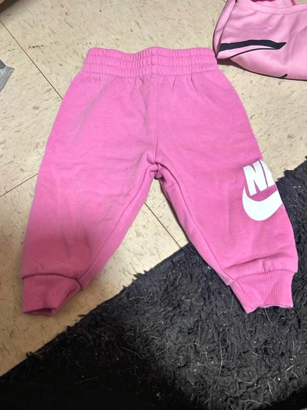 Nike Baby Pink Jogger Pants Size 12M Like New
